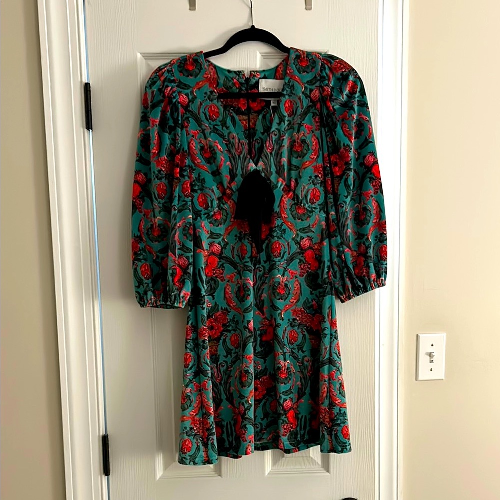 Smith & Quinn darling dress. NWT!